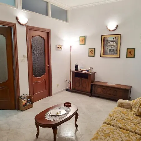 Apartment Dimora Piazza Fontana Ventimiglia